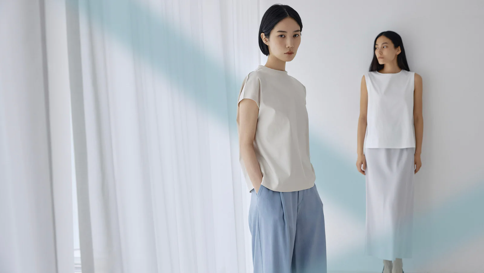 大人の美しさを引き出す、究極の定番