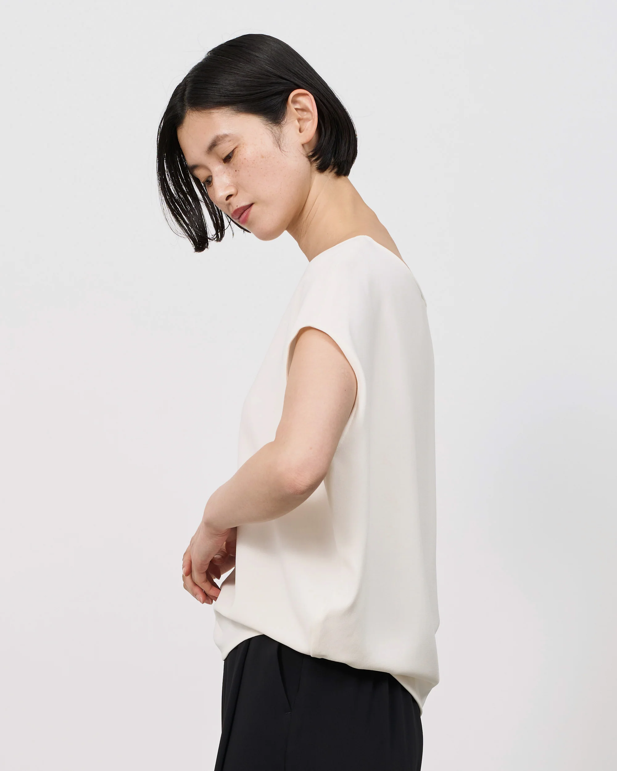 ショートスリーブコクーンブラウス - Image 3