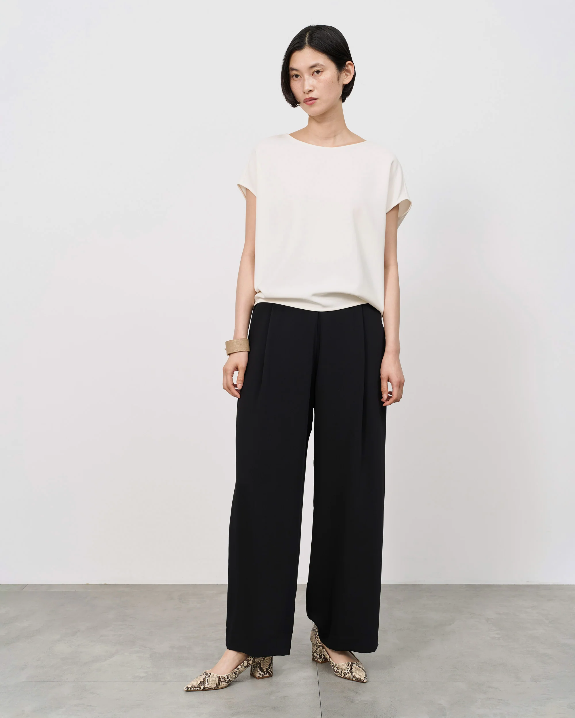 ショートスリーブコクーンブラウス - Image 5