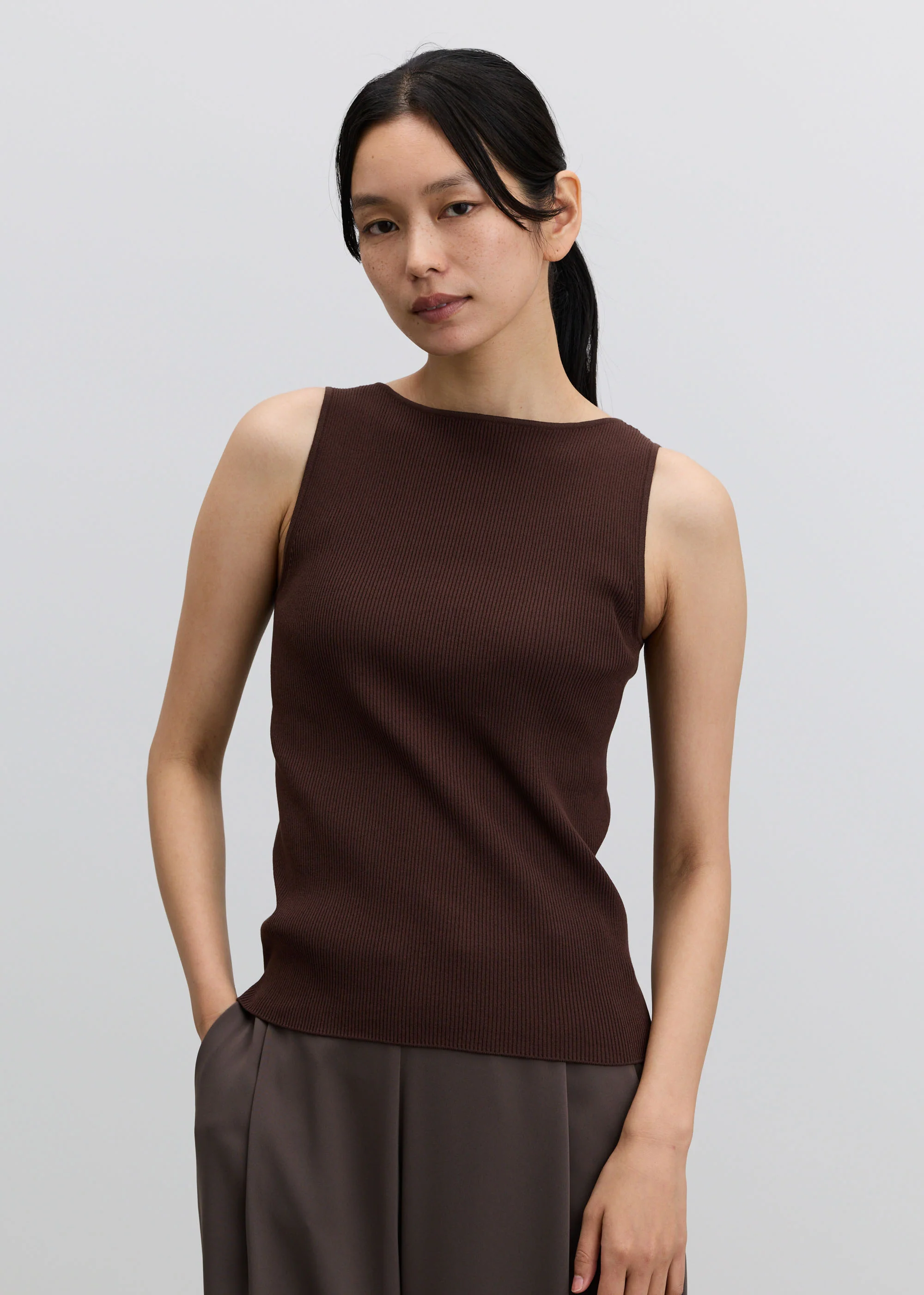 美Neck ノースリーブニット（ボートネック） - Image 9
