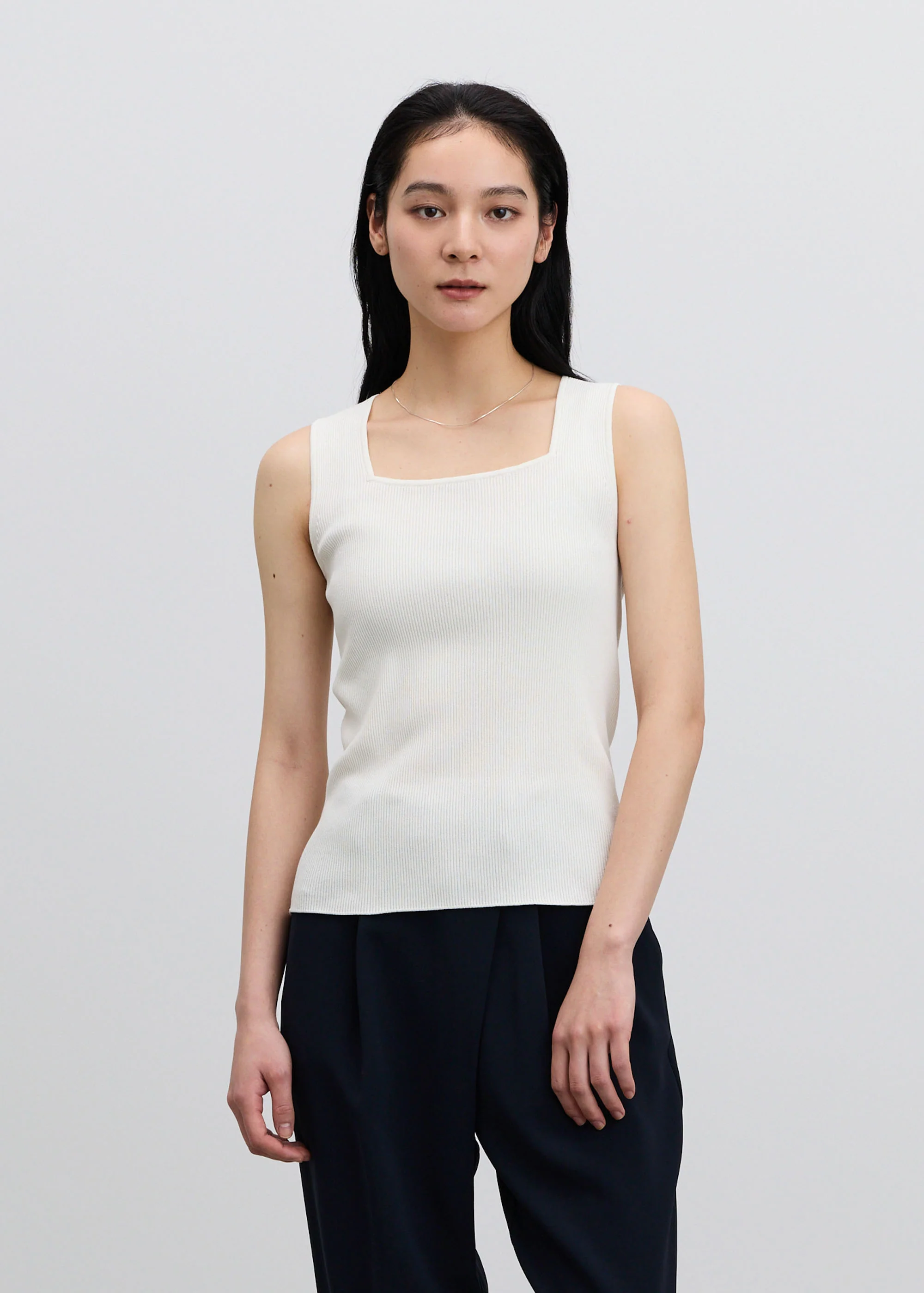 美Neck ノースリーブニット（スクエアネック） - Image 16