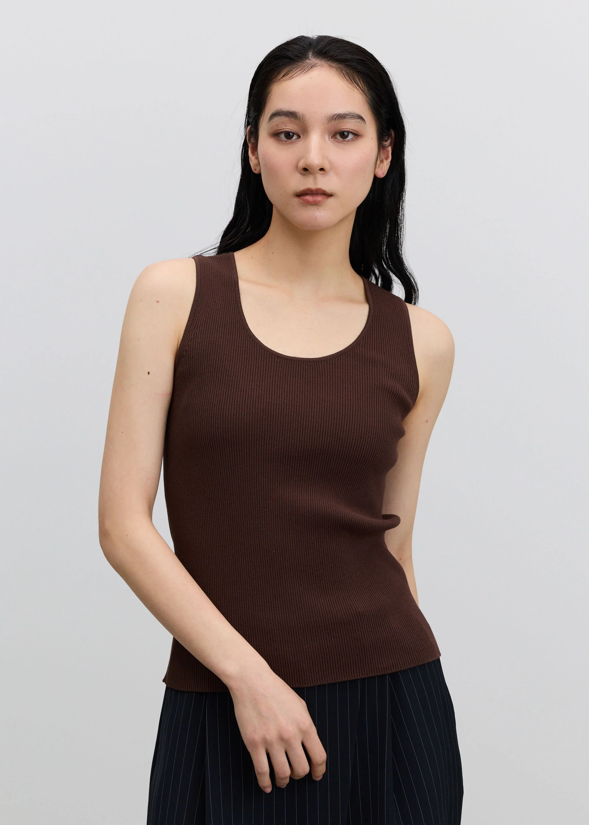 美Neck ノースリーブニット（Uネック） - Image 13