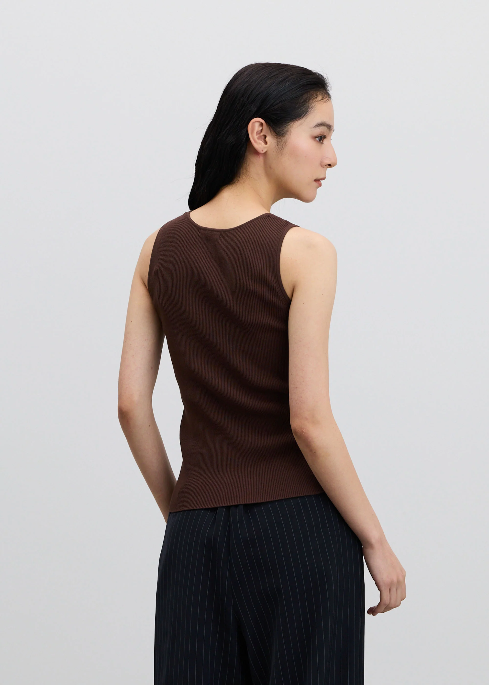 美Neck ノースリーブニット（Uネック） - Image 15