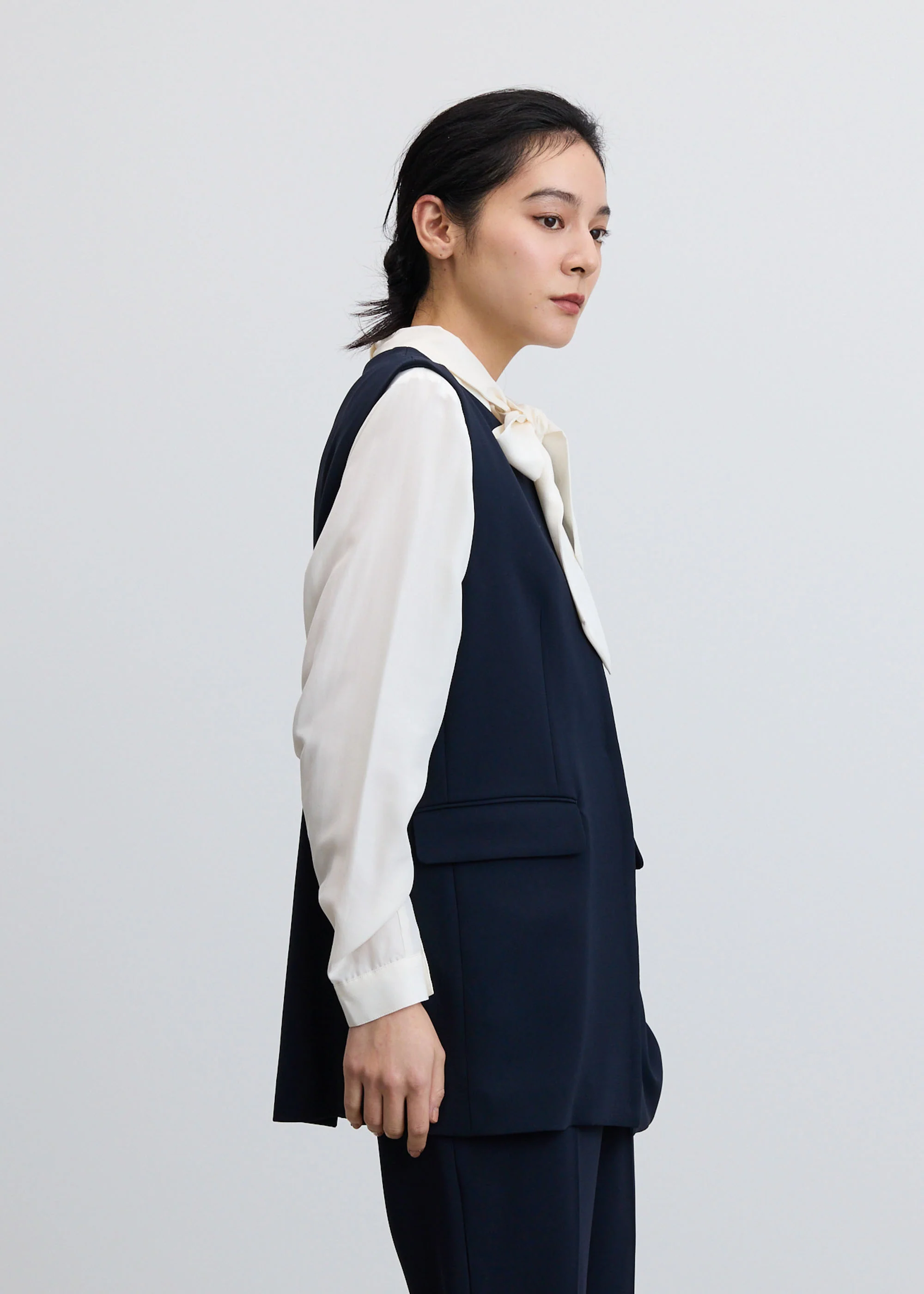 クルーネックジレ - Image 2