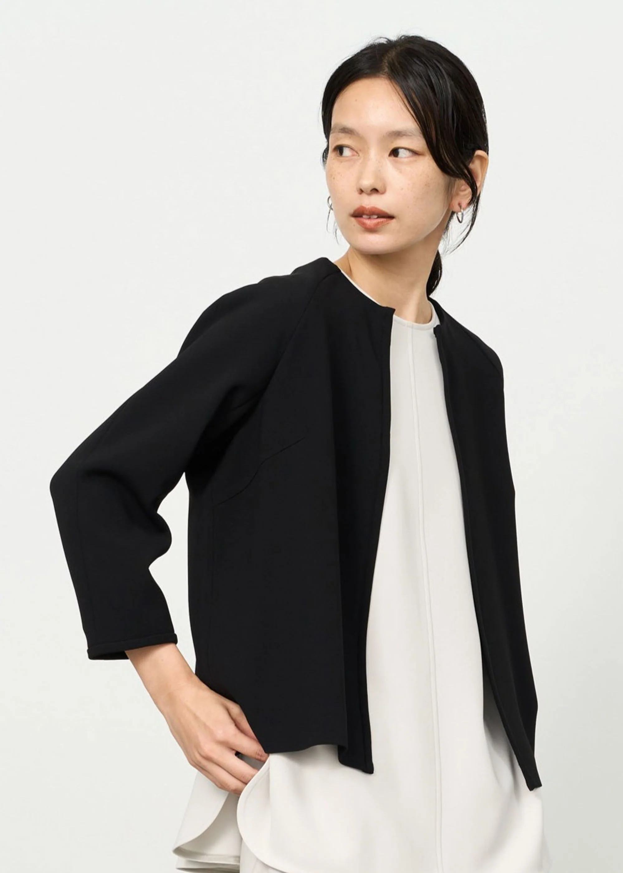 フロントホック8分袖ジャケット - Image 16