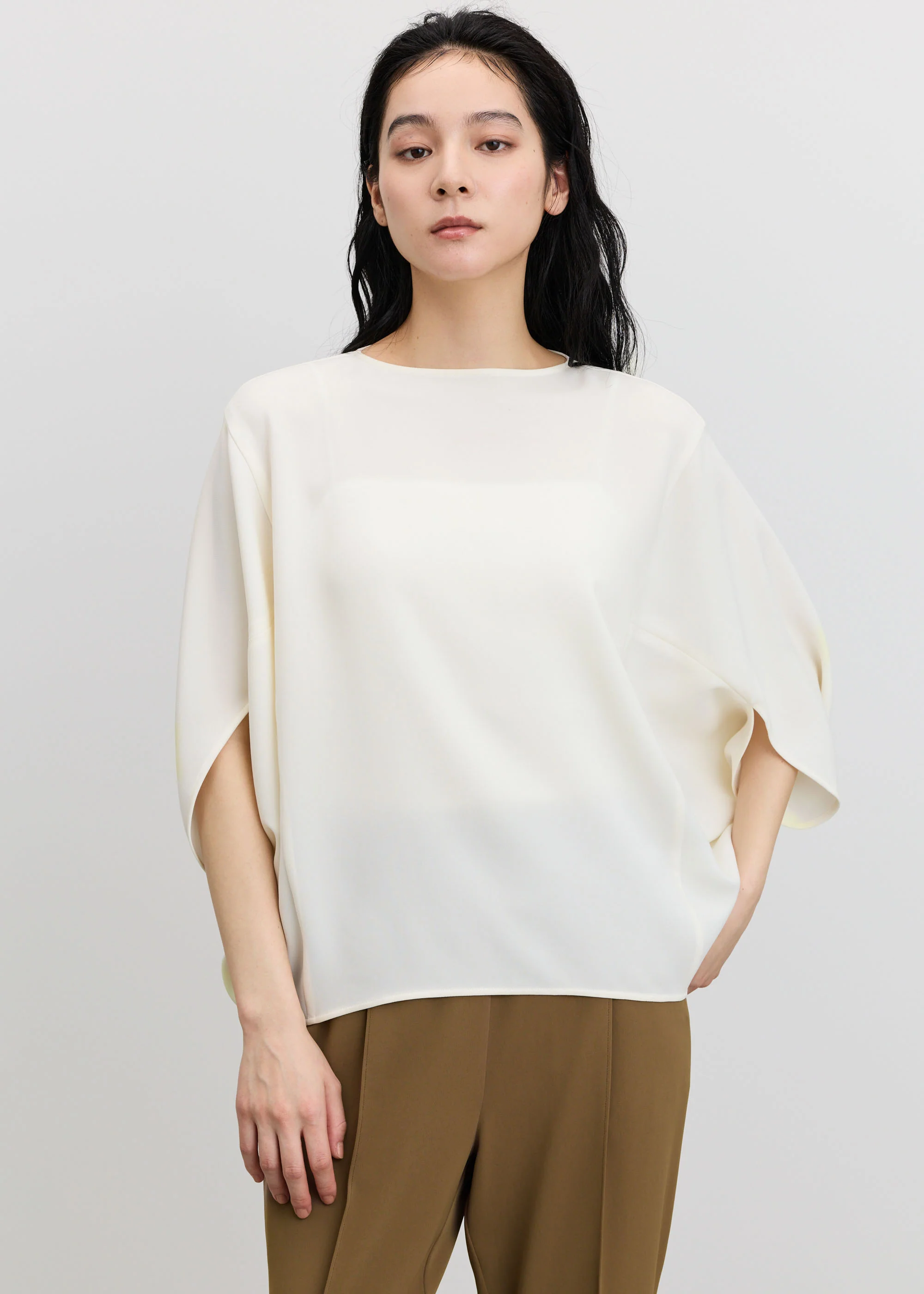 ライトクロスコクーンシルエットブラウス - Image 15