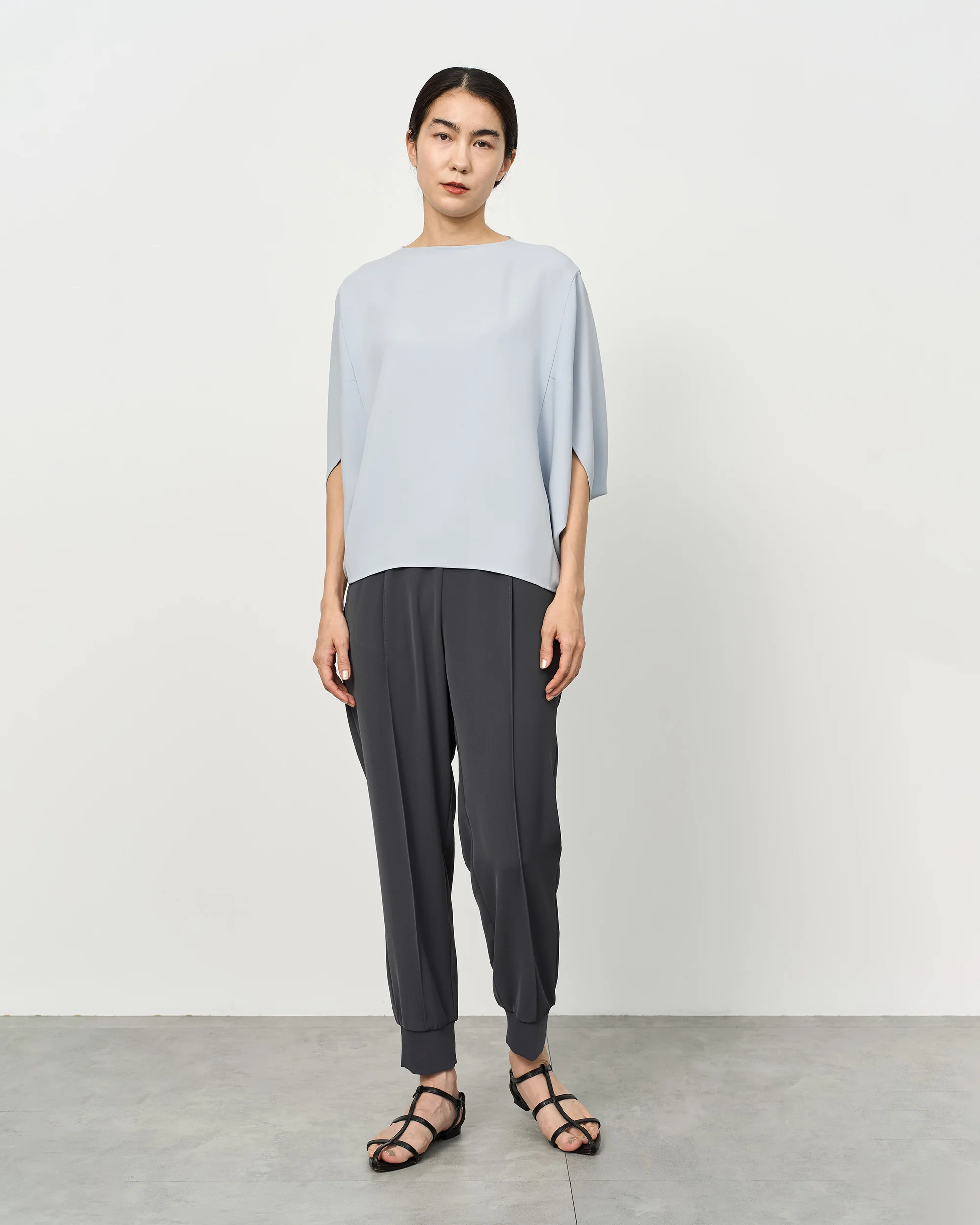 ライトクロスコクーンシルエットブラウス - Image 40