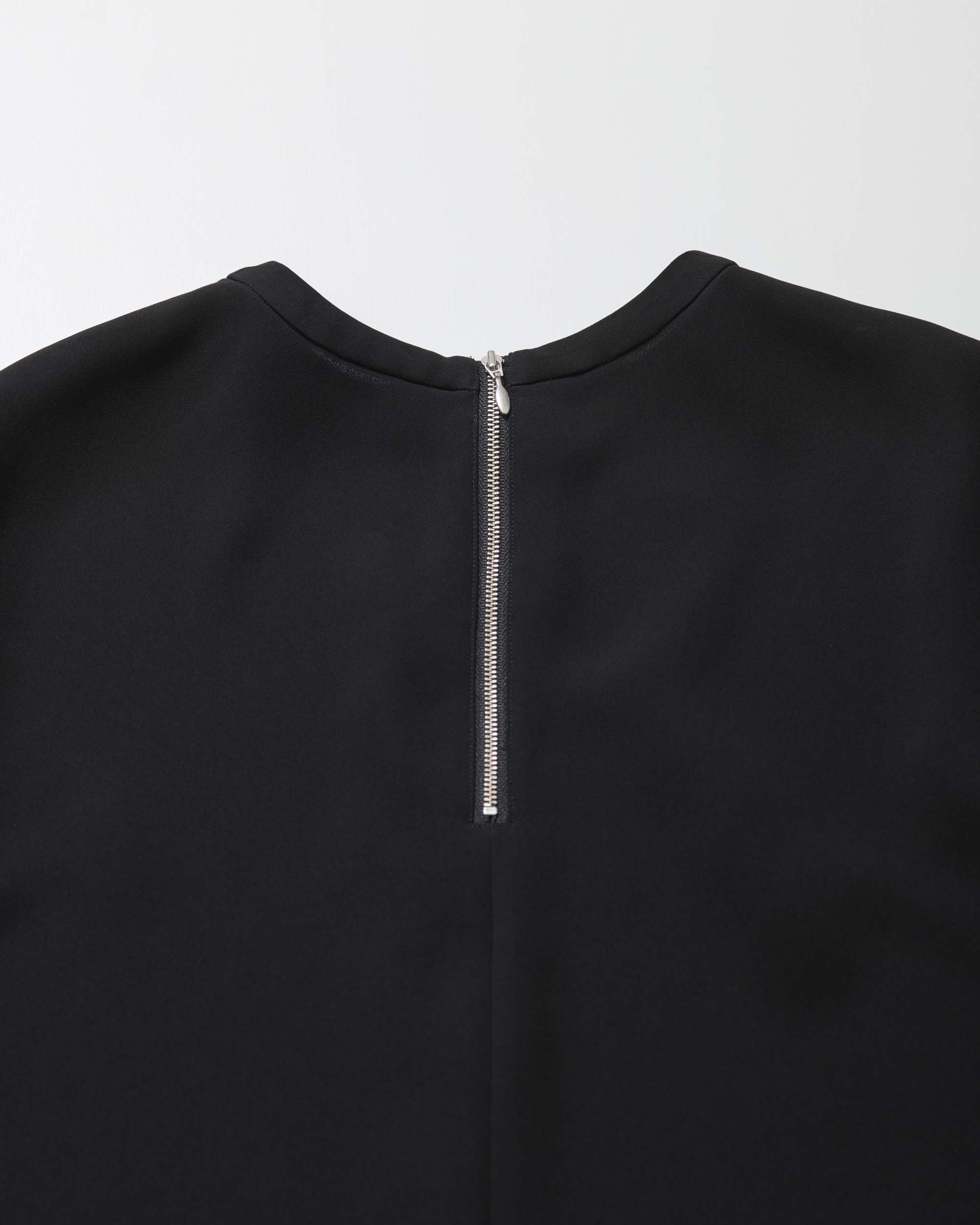 ライトクロスクルーネックブラウス - Image 11