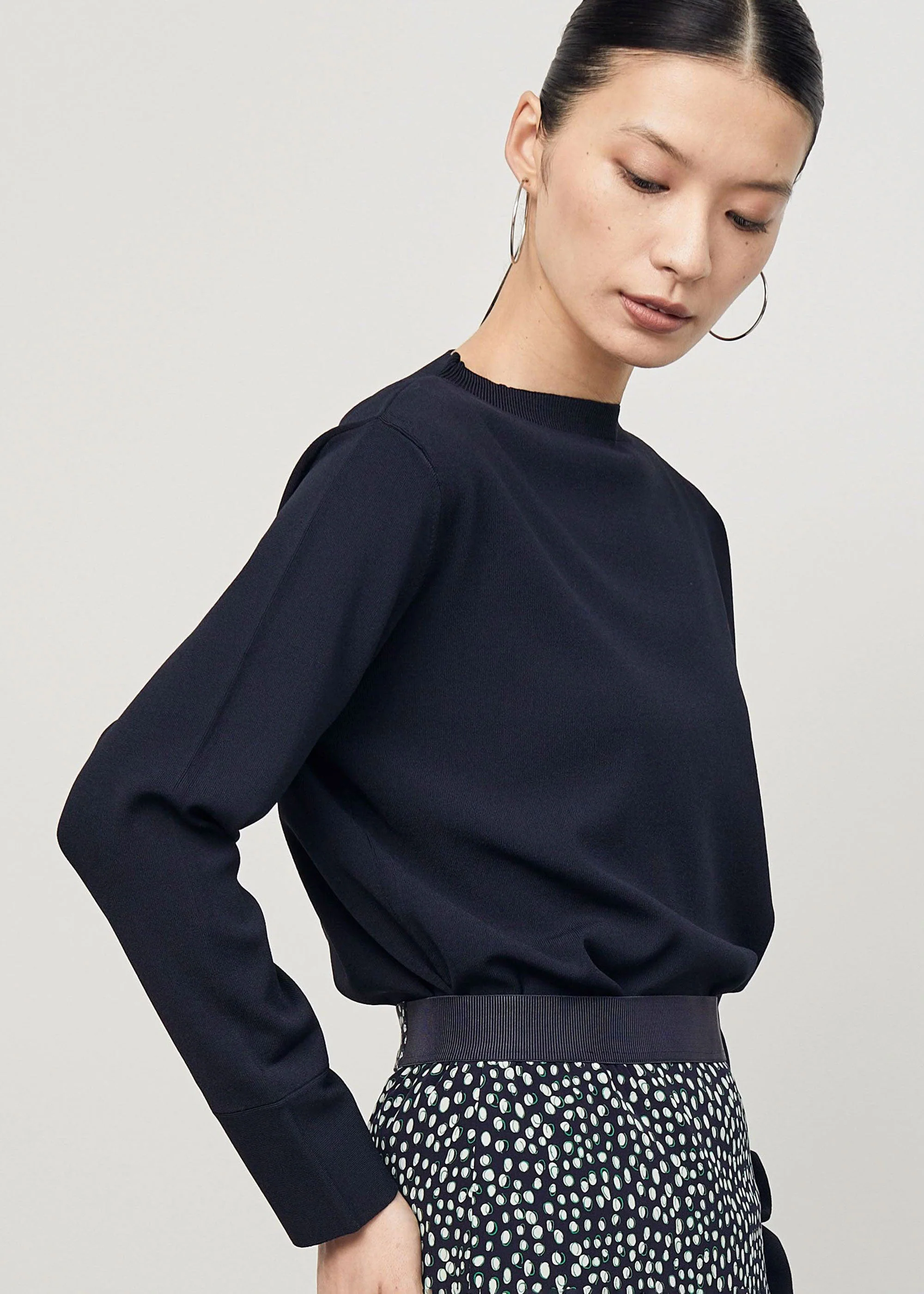 クルーネックニットプルオーバー - Image 30