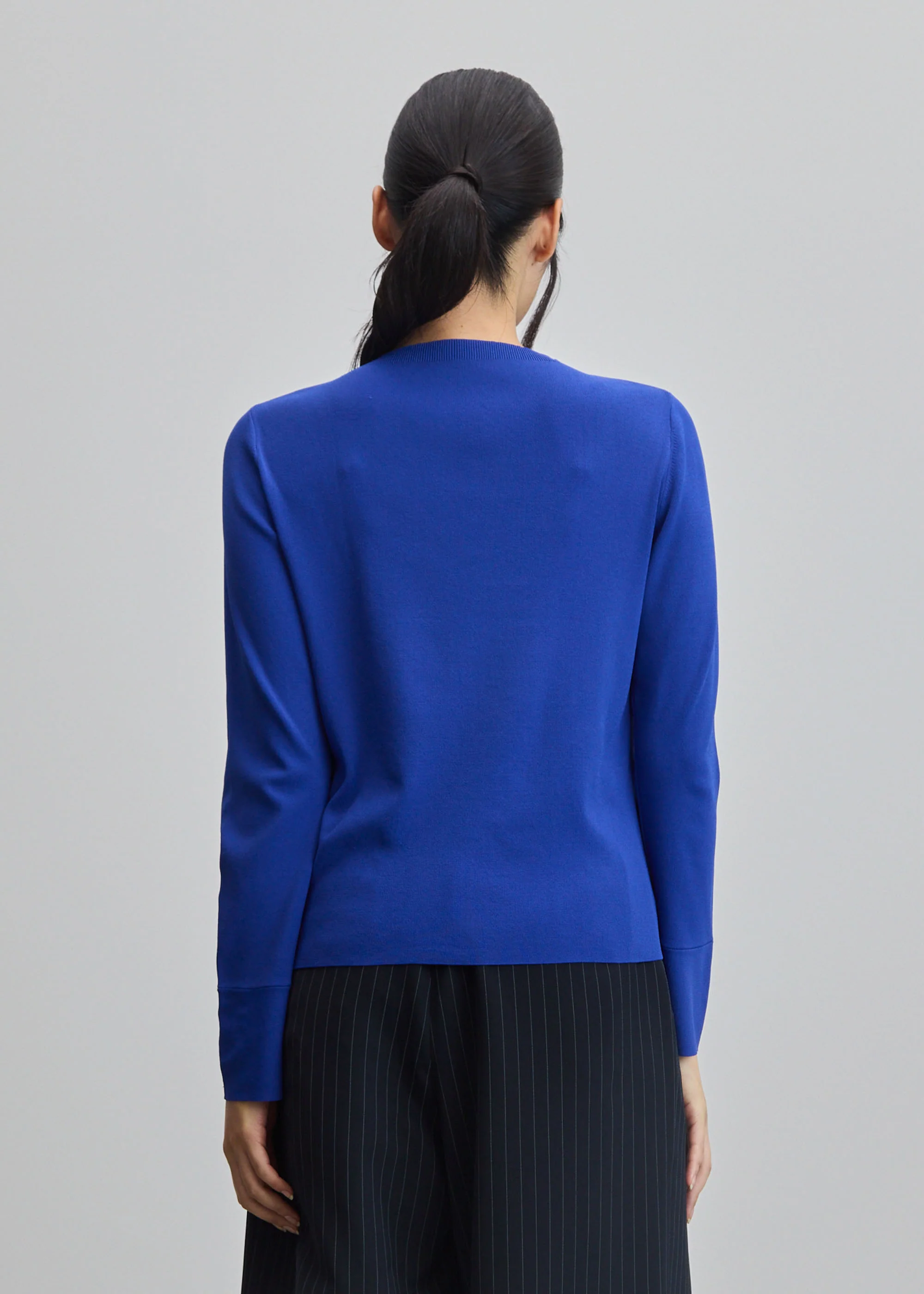 クルーネックニットプルオーバー - Image 4