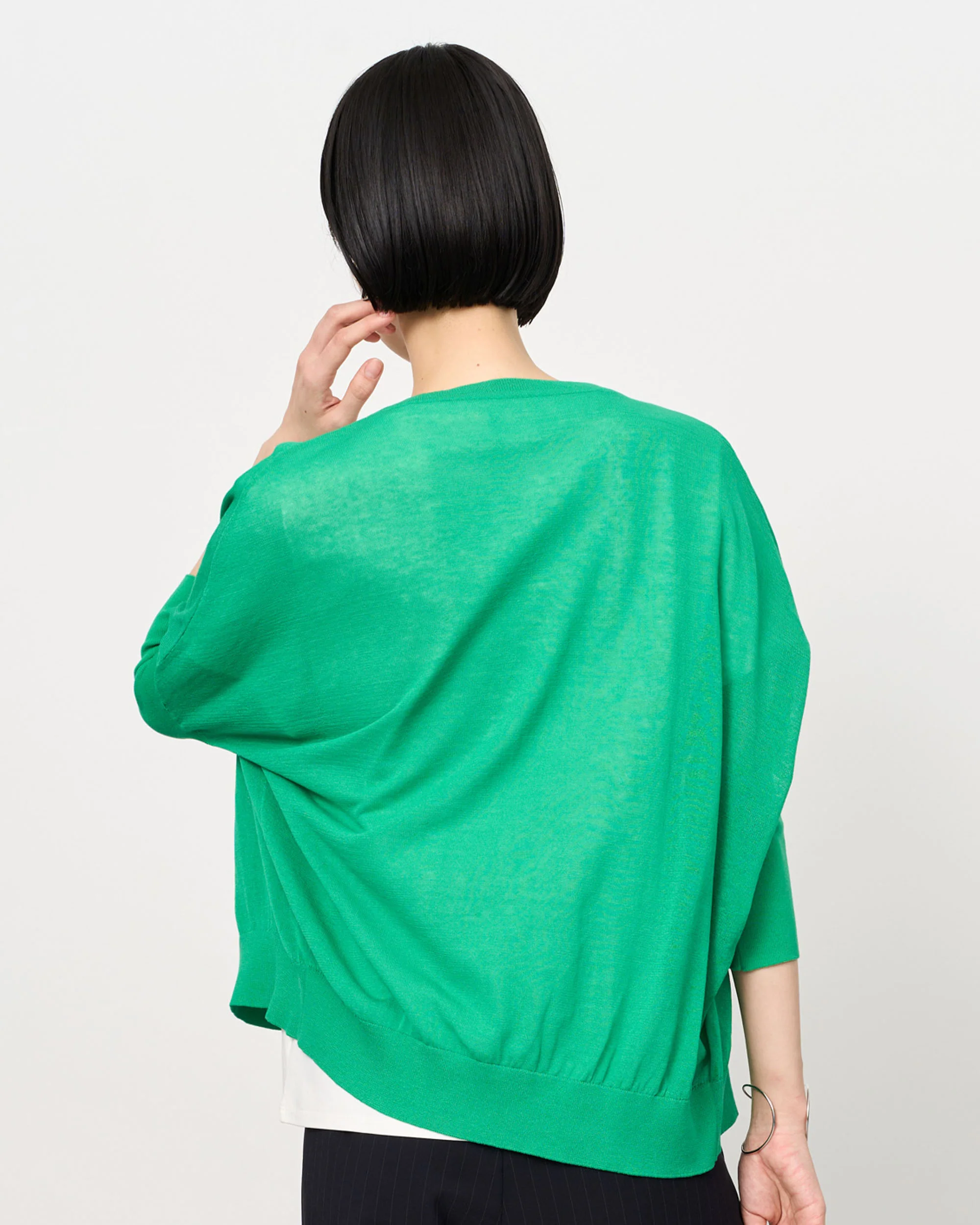 シアーコクーンVネックニットカーディガン - Image 15