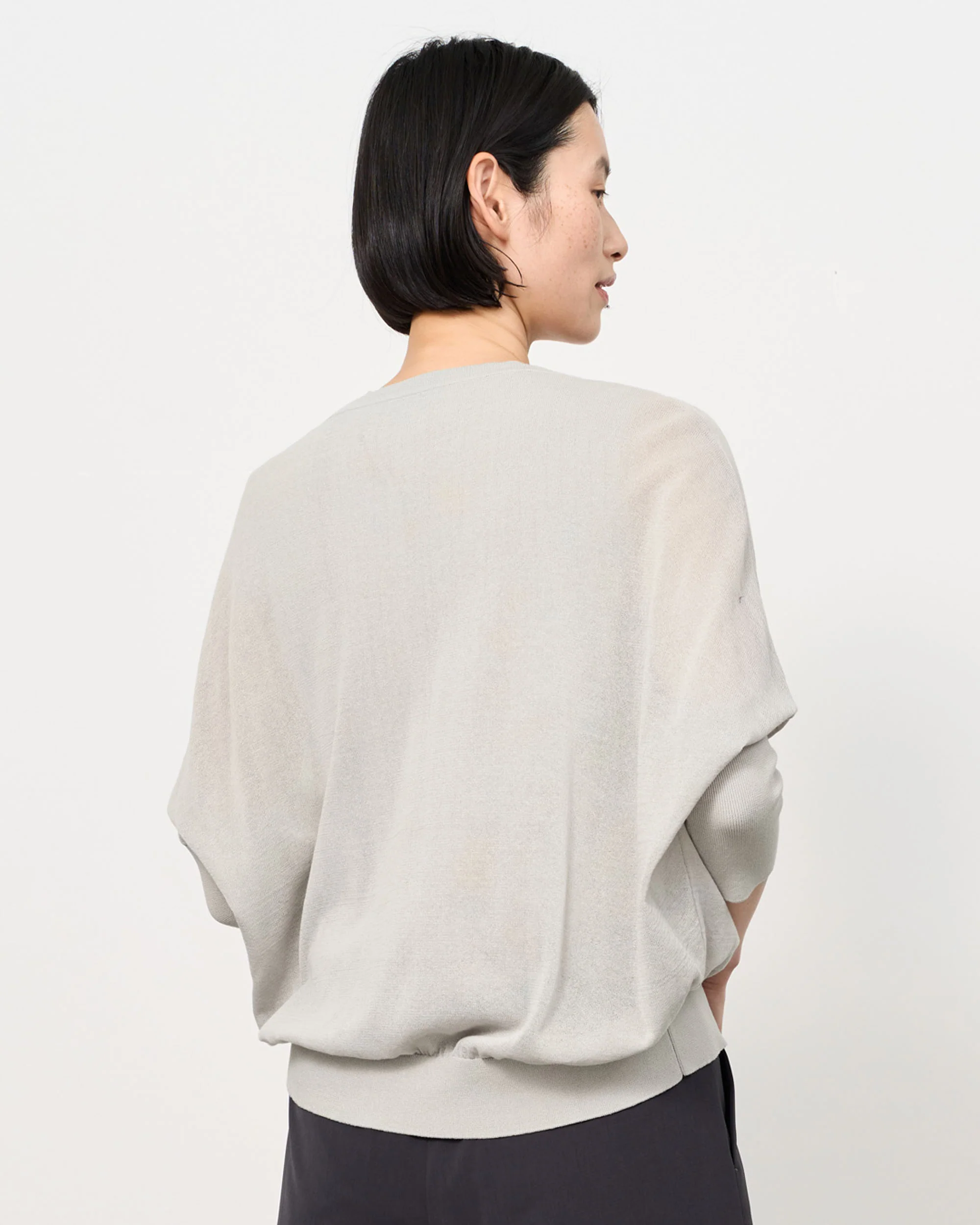 シアーコクーンVネックニットカーディガン - Image 24