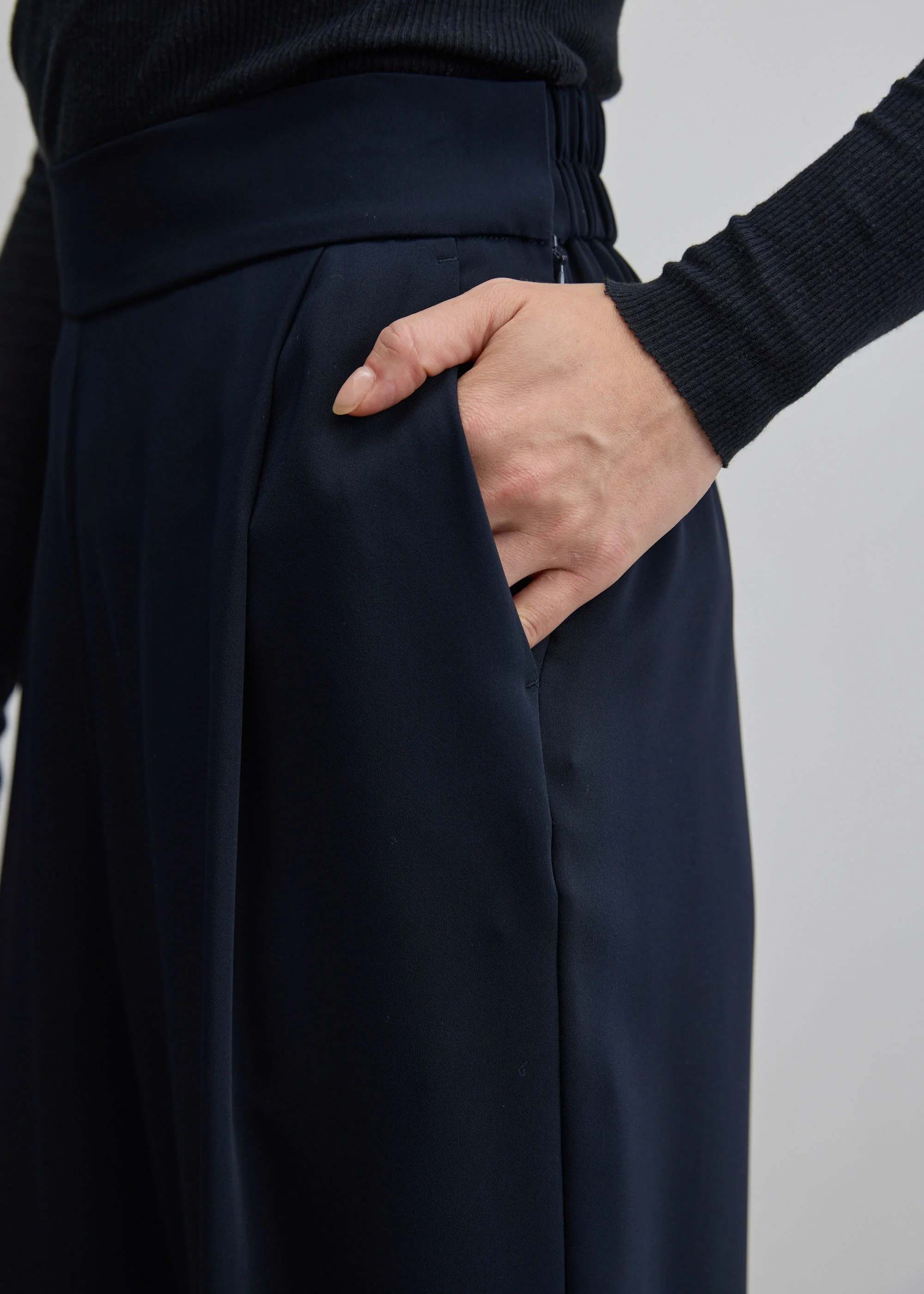 サイドタックワイドパンツ - Image 24