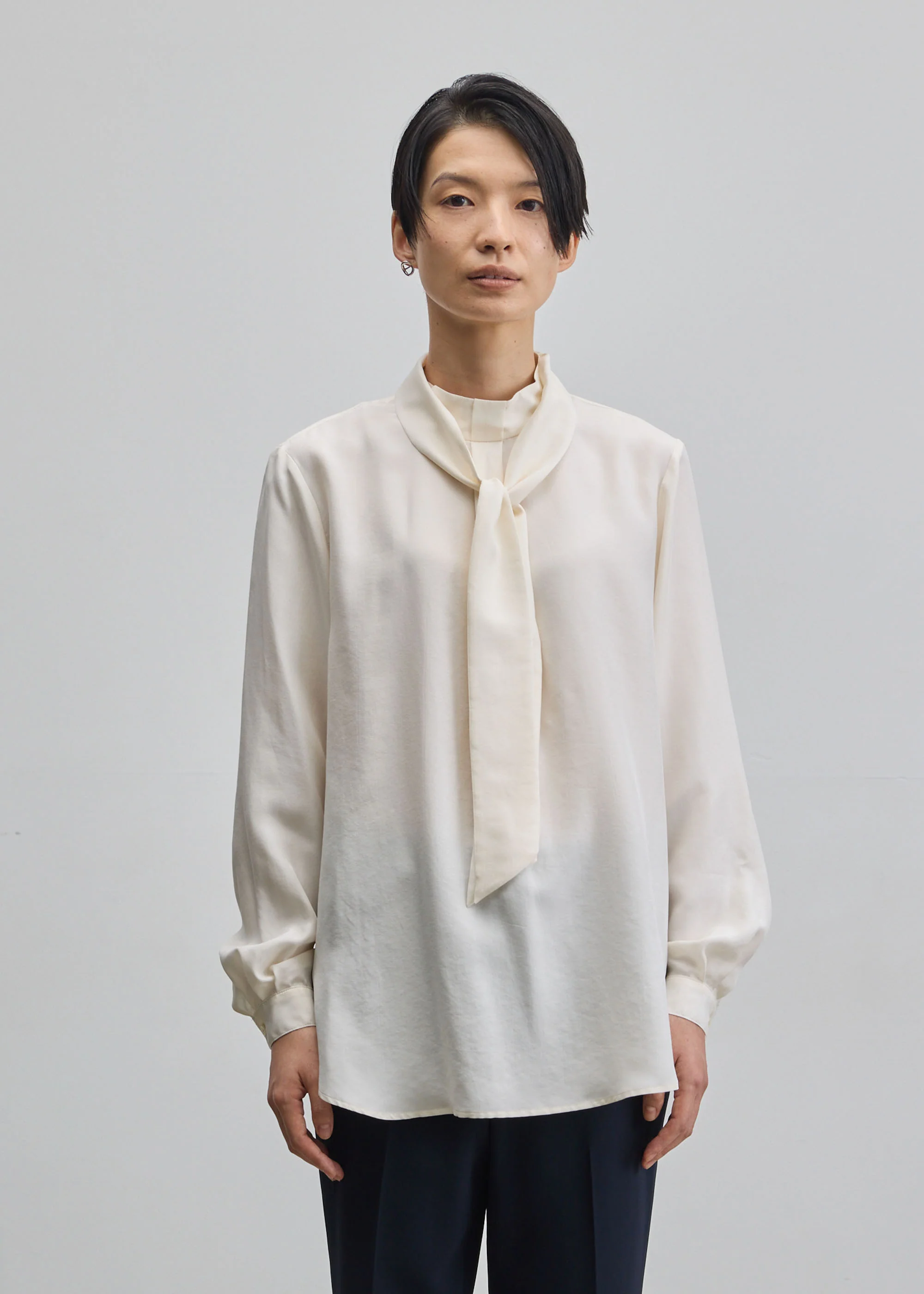 シルクボウタイブラウス - Image 13