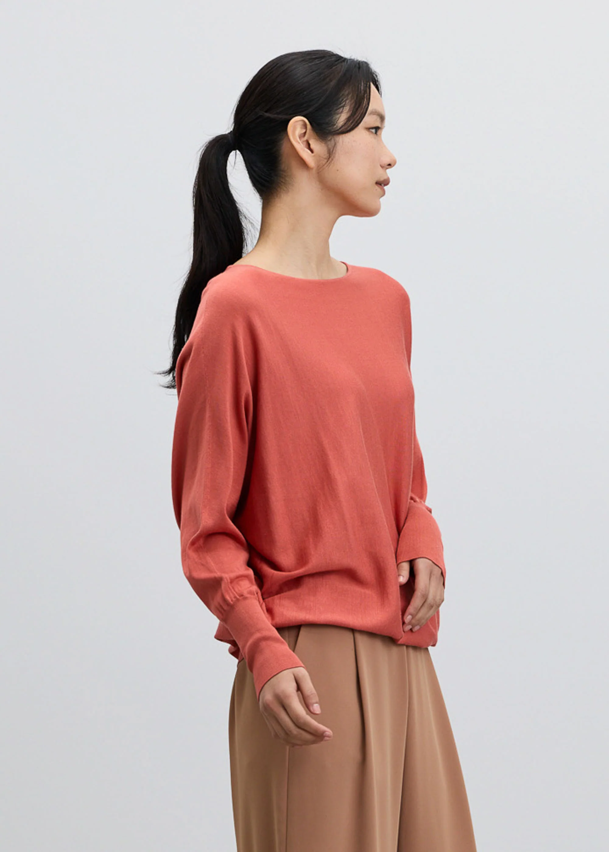 シルクコットンボートネックニット - Image 31