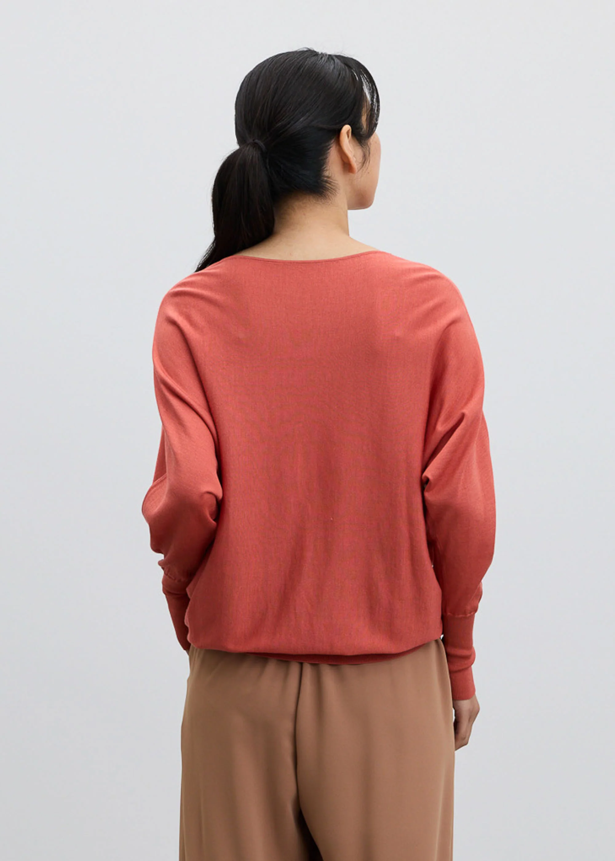 シルクコットンボートネックニット - Image 32