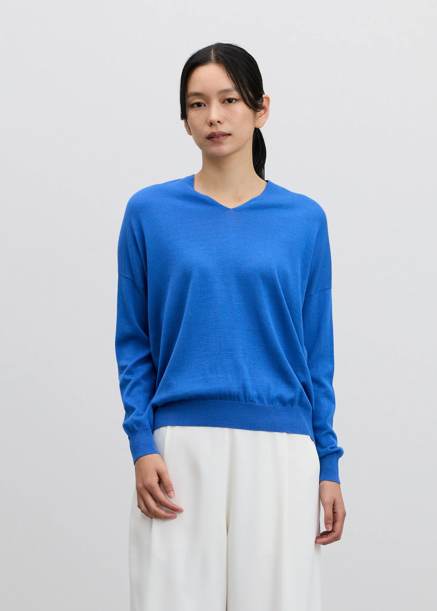 シルクコットンVネックニット - Image 31