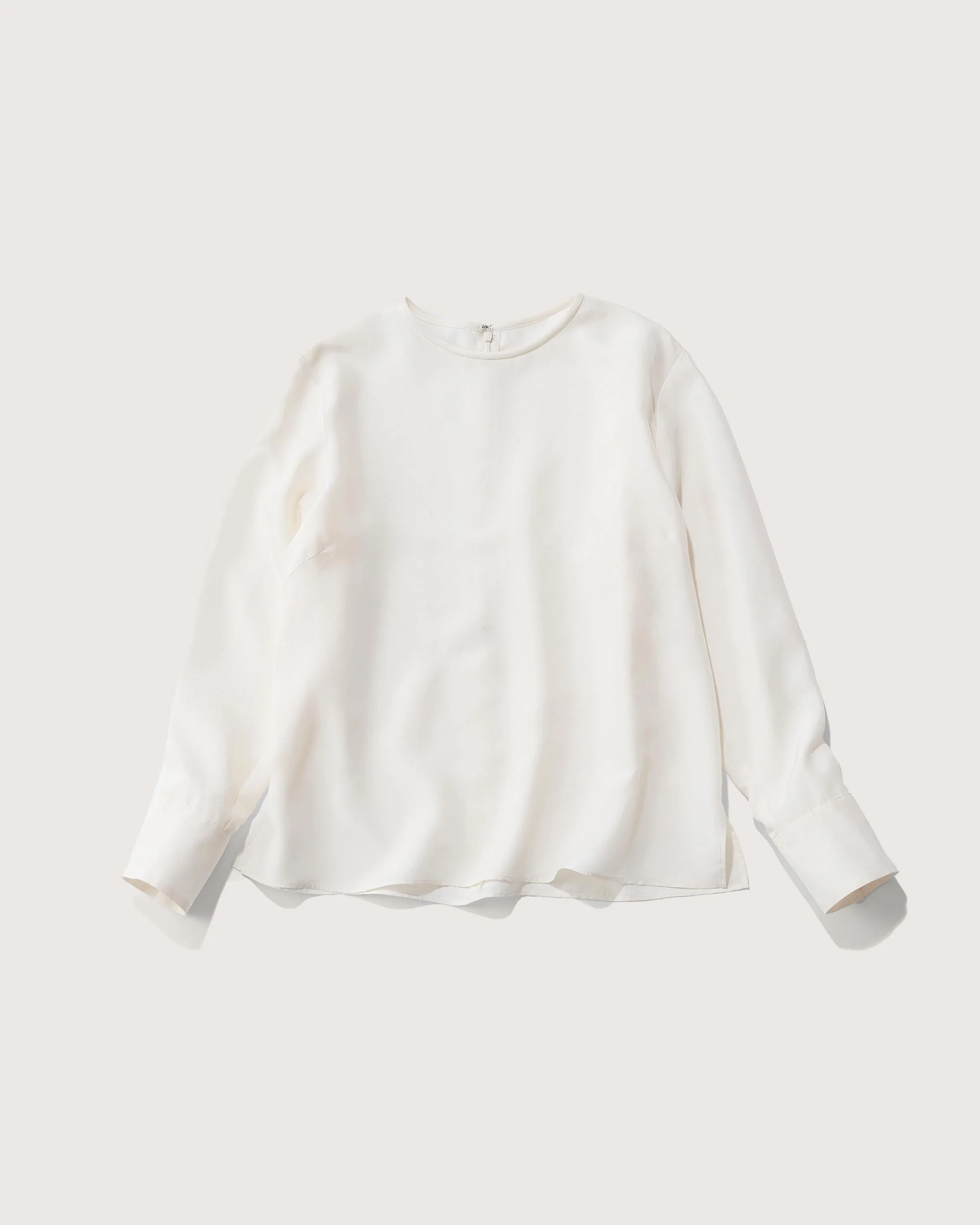 シルククルーネックブラウス - Image 23