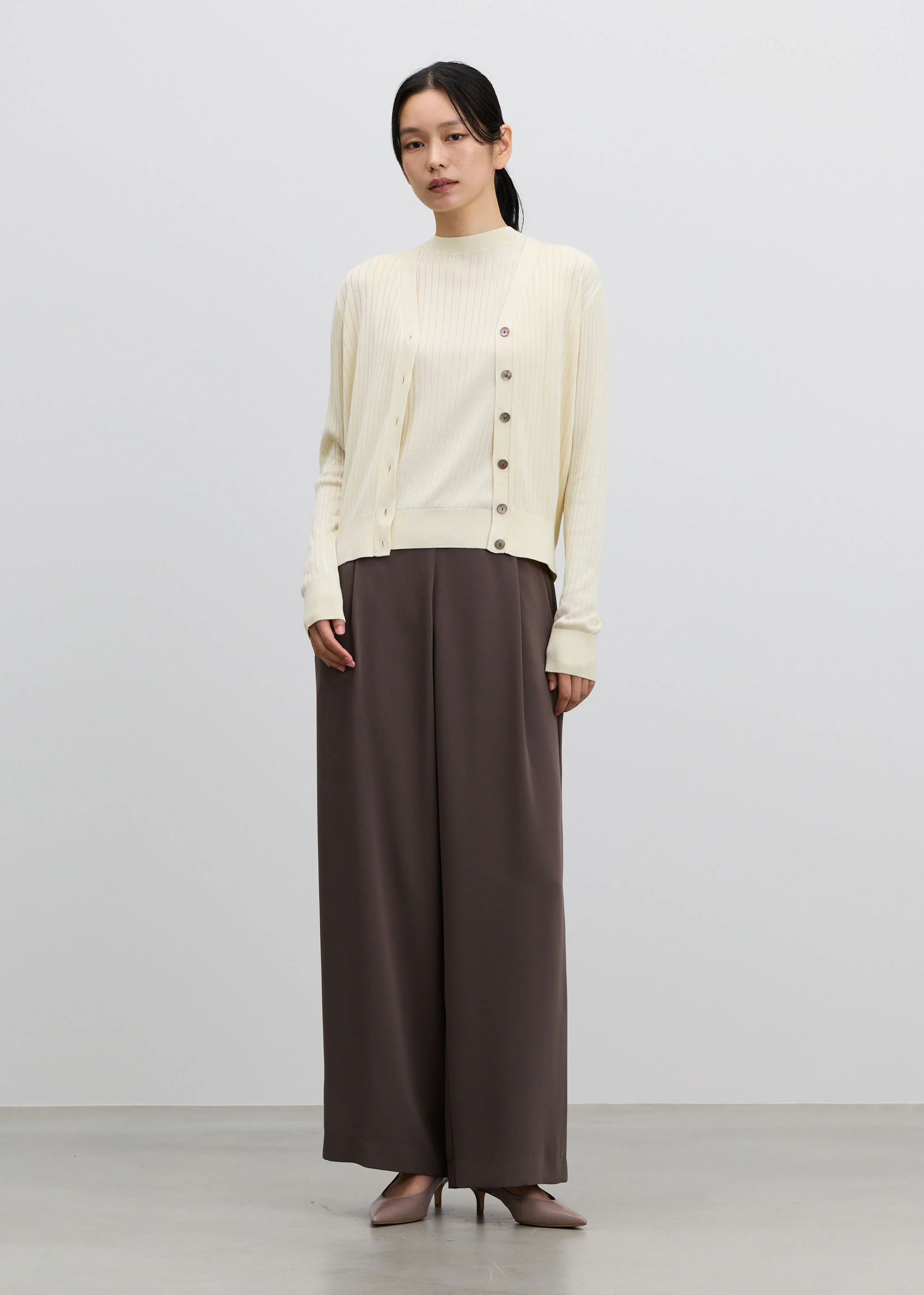 シルクワイドリブノースリーブニット - Image 15