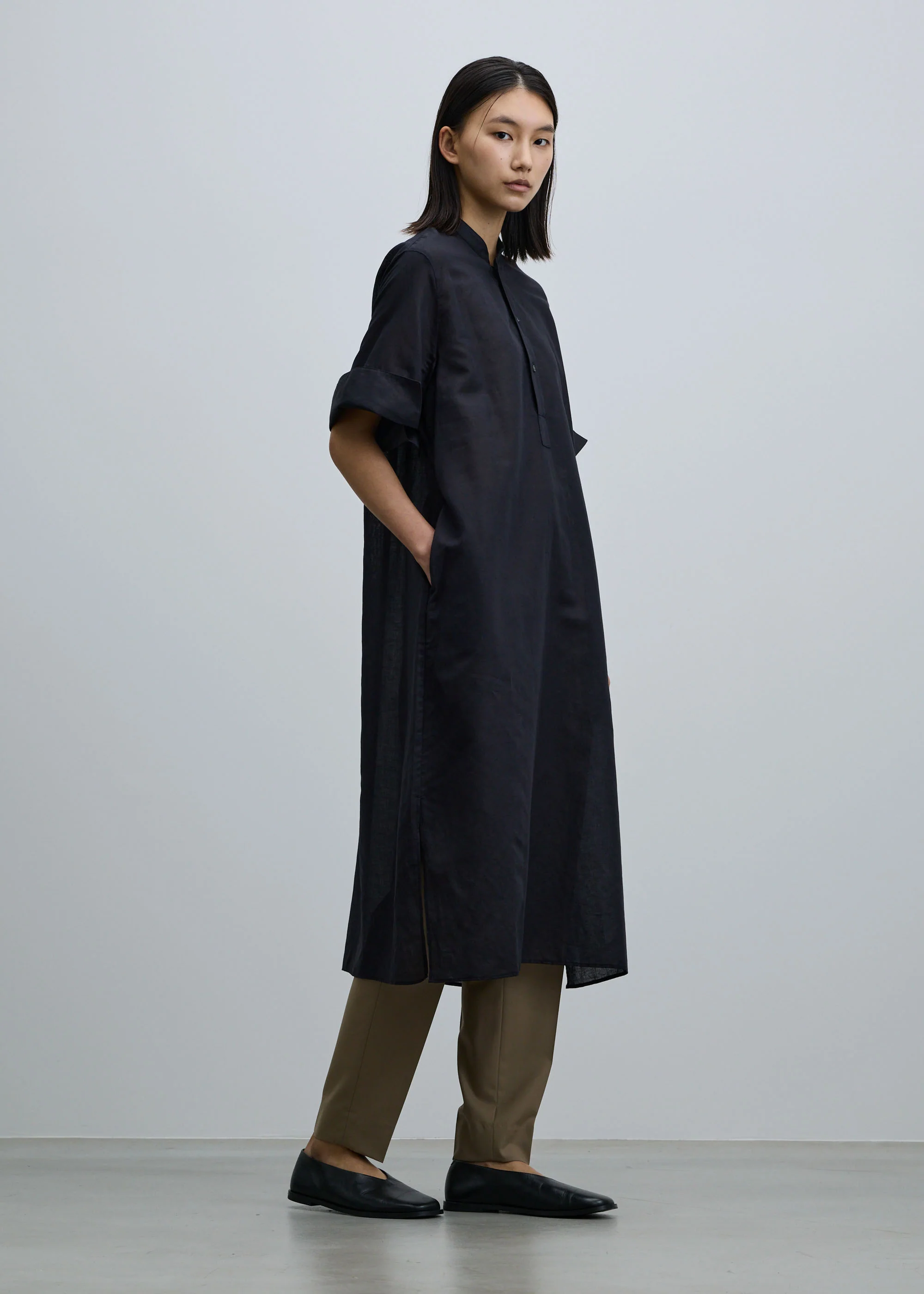 ヘンプコットンダブルカフスシャツワンピース - Image 17