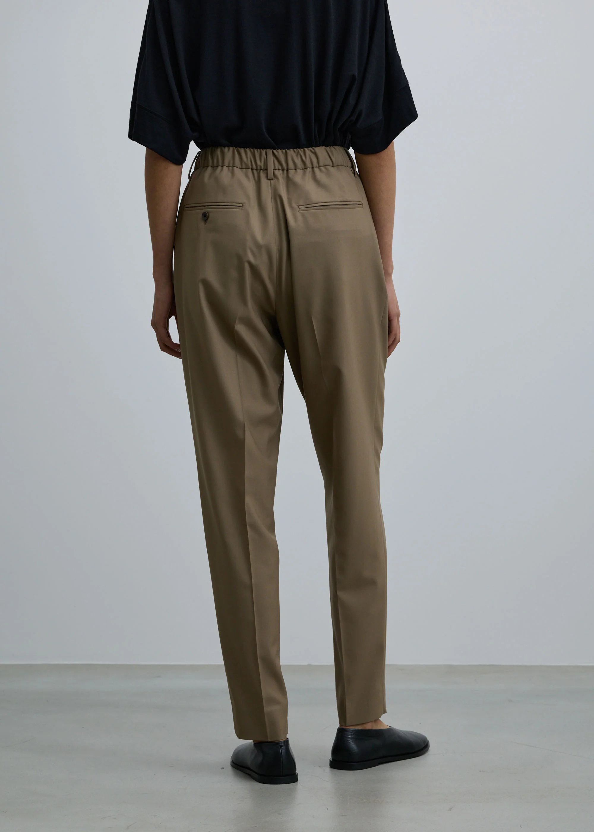 スーパー140ライトウールテーパードパンツ - Image 6