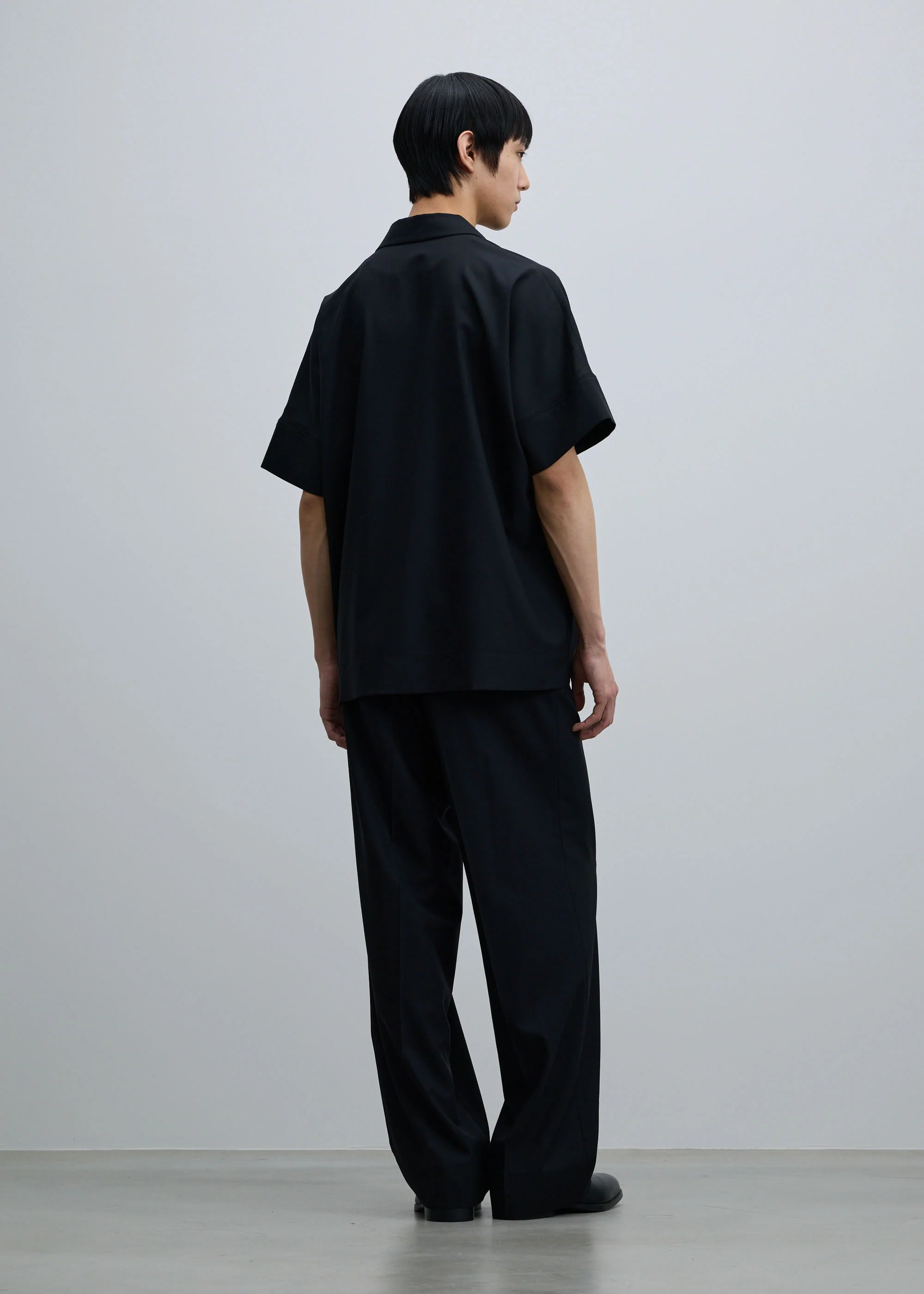 スーパー140ライトウールタックワイドストレートパンツ - Image 20
