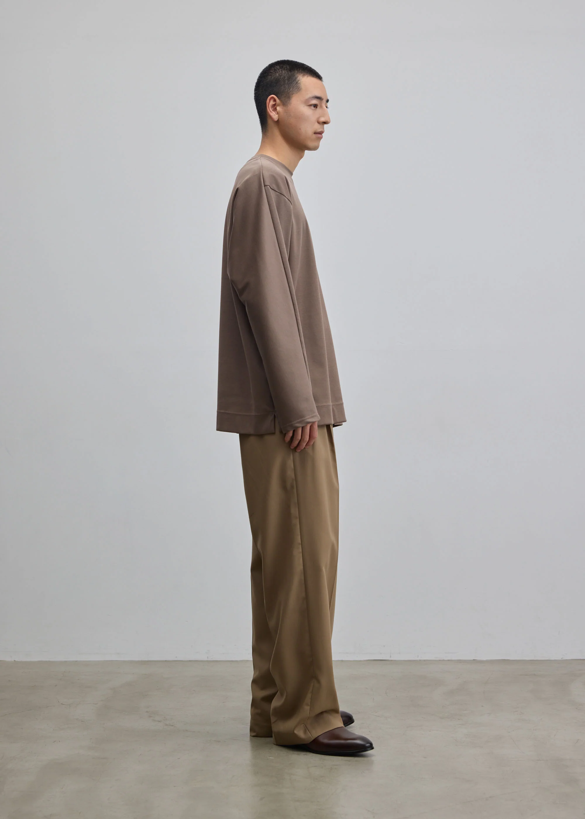 ウールツイルタックワイドストレートパンツ - Image 10
